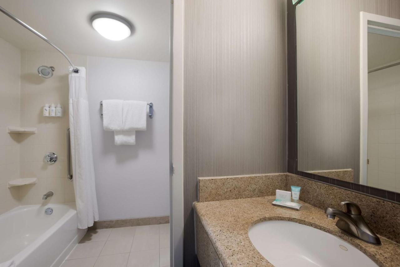 Sonesta Select Midtown Georgia Tech Hotel 3*